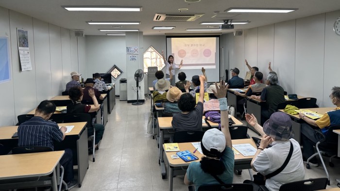 [건강연계지원사업] 부산중독관리통합지원센터와 함께하는 알코올 중독 예방교육(건강특강)