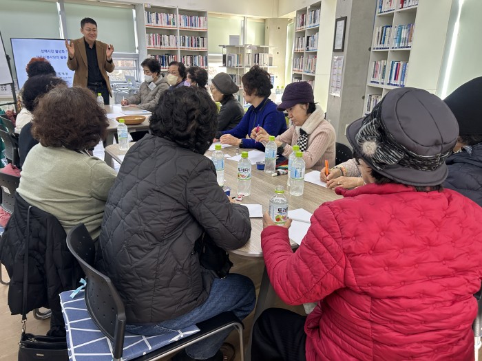 [부산형선배시민활성화시범사업/사회참여지원사업]2025년 다사랑 선배시민 봉사단 자문교육 진행