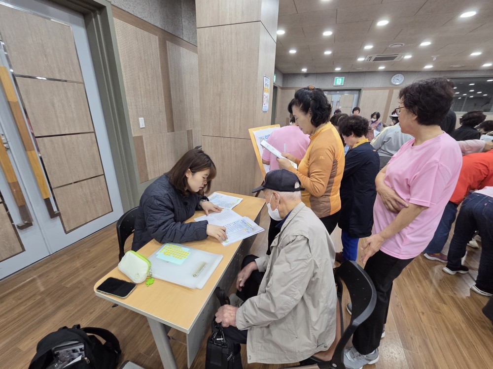 「기능 ON」 성과공유회, 노인성 질환에 대해 함께 배우고 실천하는 건강한 하루!